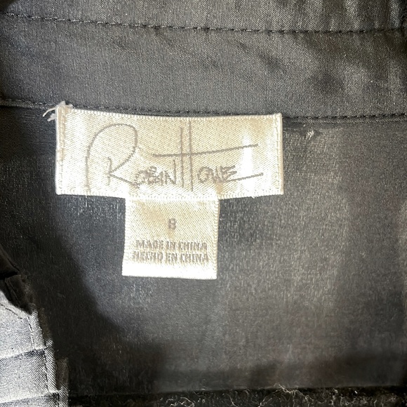 Women’s Size 8 black dress shirt - Picture 2 of 6